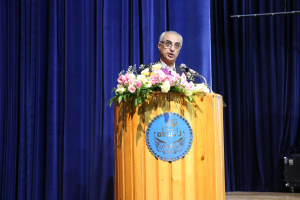 به دلیل عقب‌ماندگی صنعت پشم کشور؛ دامداران ایرانی پشم گوسفندان را آتش می‌زنند