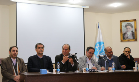 جلسه هم اندیشی کارکنان پردیس با هیات رئیسه و مدیران دانشگاه